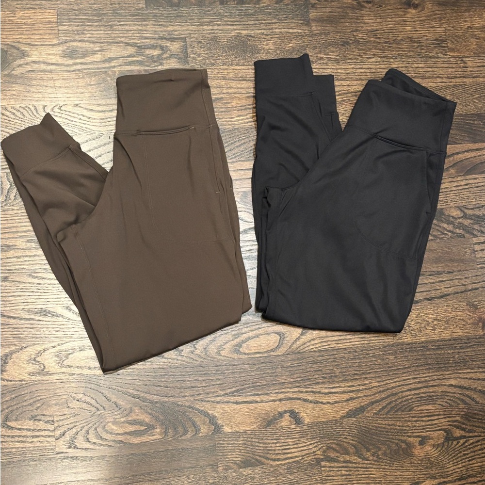 Women's Black and Olive Green Amazon Joggers